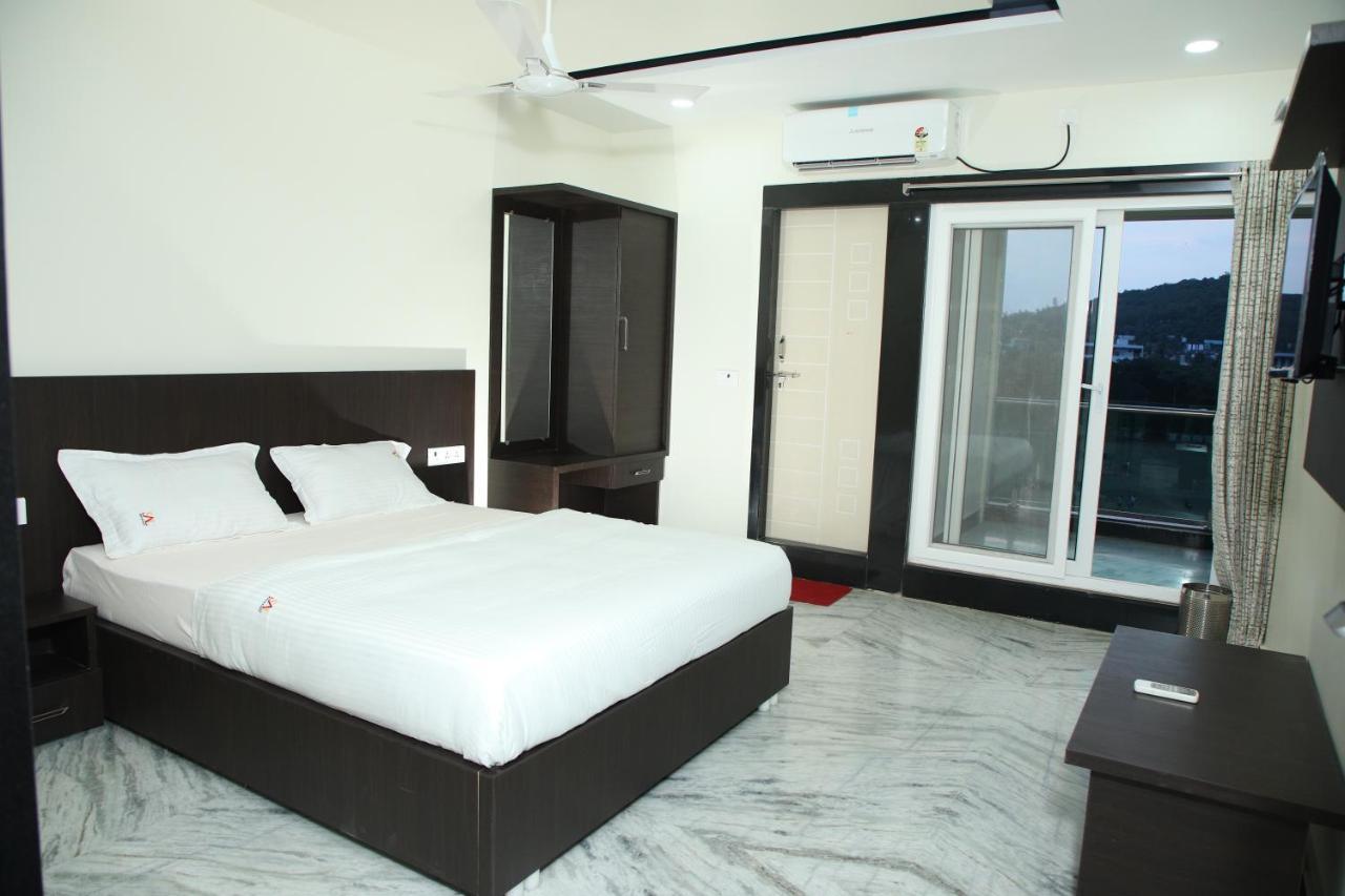 Sal Residency Annavaram Εξωτερικό φωτογραφία